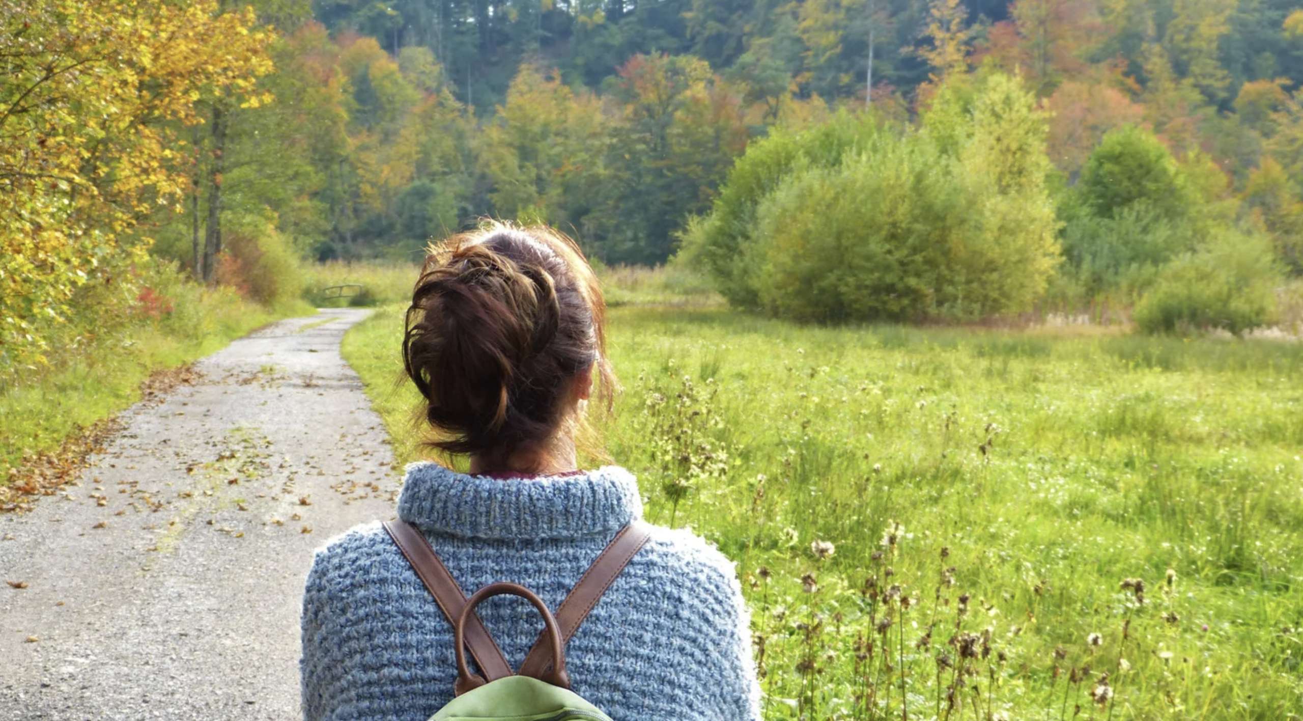 Exercício leve ao ar livre como apoio à tiroide e metabolismo